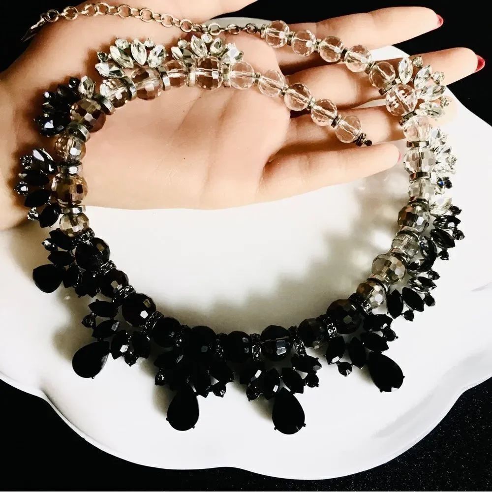 RARE Anne Klein Ombre Crystal Necklace Graduated Clear Smokey Black Lion 1100